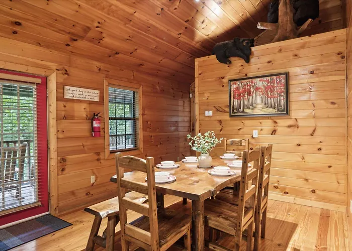 Lucky Cub Cabin